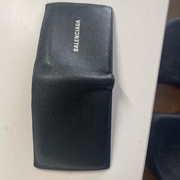 Beautiful Like New Balenciaga Wallet! - Picture 3 of 12